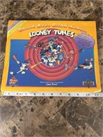 Looney Tunes card set with binder 11 full sheets