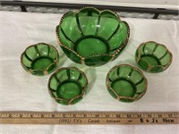 Green with gold trim berry bowl and 4 saucers.