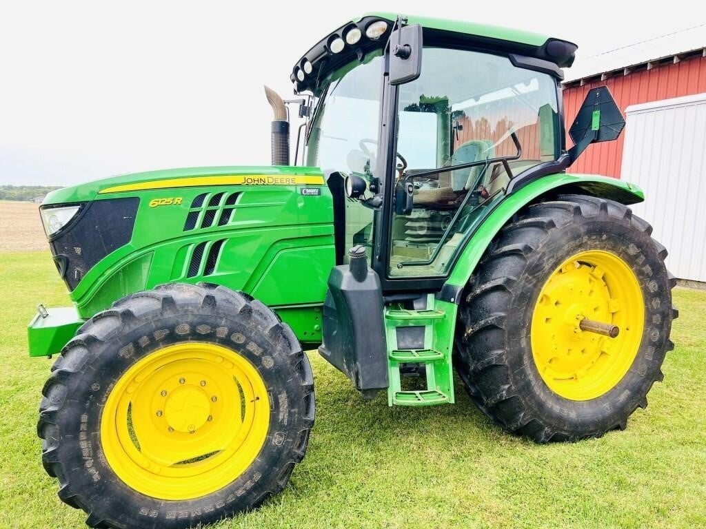 Tractors, Farm Equip, Classic Cars - Rexroat - Wade Auction