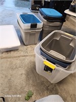 17 Totes With Lids
