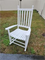 White Rocking Chair 

43×25.3×31