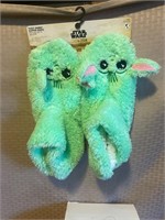New Star Wars women’s slippers size 5.5-7.5