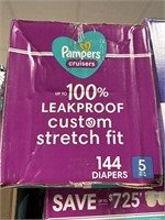 Pampers size 5 diapers 144ct