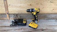 DeWalt drill 20v , battery and charger