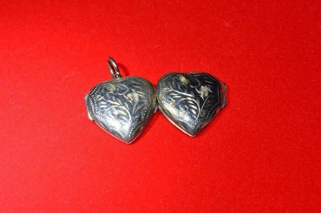 Vintage BOMA 925 Sterling Silver Heart Locket