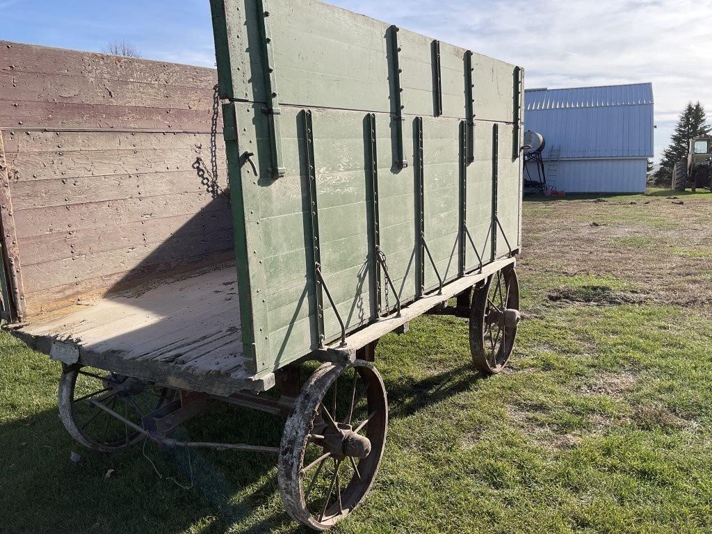 5x10 steel wheeled barge wagon with hyd hoist