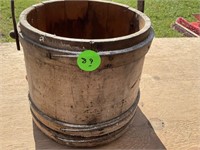 Wooden water bucket