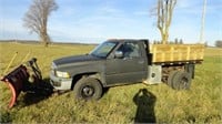 1999 Dodge Black Cab Chassis Dump Truck w/Plow