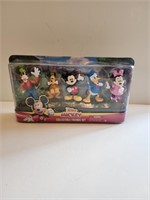 Mickey collectible friends set