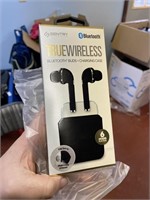 in ear earbuds with charging case black
