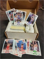 Lot of Fleer '90 Basketball Cards