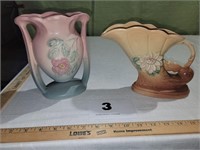 2 Hull Flower vases