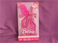 Barbie Glamour Outfit 2005 Asst. JO520, JO526