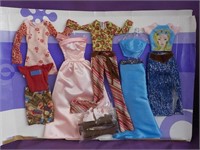 Barbie Outfits 2003  C3279