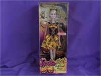 Barbie Halloween Magic 2014 No CLW93