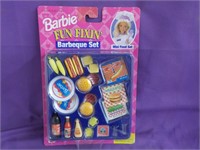 Barbie Fun Fixin Barbeque Set 1997  67684 Asst.