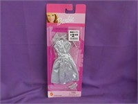 Barbie Party Dresses 2001 No 47600