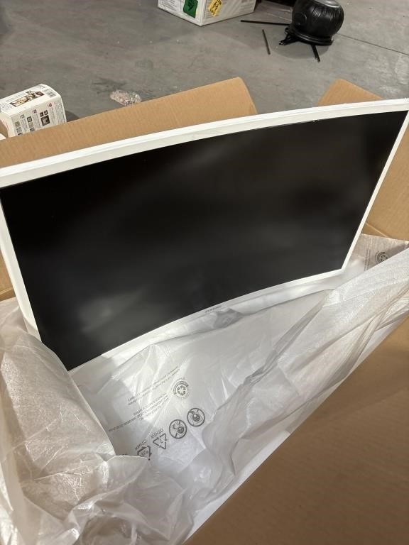 Essential Curved Monitor. In opened box. Not