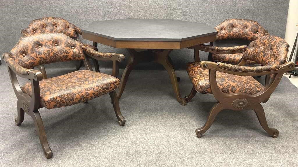 Mid Century Modern Table and Chairs