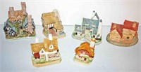 (6) David Winter Hand Painted Cottages