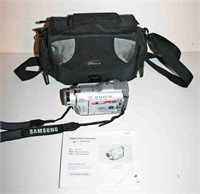 Samsung-SCD 23/D24 Digital Video Camcorder w/ Bag