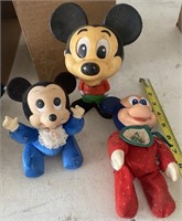 MICKEY MOUSE LOT / SHIPS