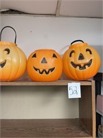 VTG Halloween pumpkin pales