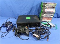 Xbox Gaming System mfg date 6-6-03 w/Controllers