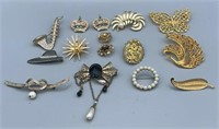 Lot of 15 Gold/Silver Tone Brooches