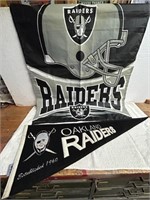 Retro Oakland Raiders flag & pennant
