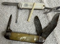Vintage Hammer brand & Victorinox knives