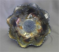 Stag & Holly spt ftd ruffled bowl - blue