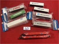 HO Scale- Maxi-Stack Well Cars w/Scenic Containers