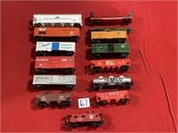 HO Scale- Asst'd Train Cars