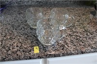 Glass mug set