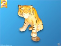 "Bisque" Pottery Tiger in Good Condition