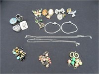 4 BAGS ASSORTED FASHION JEWELLERY