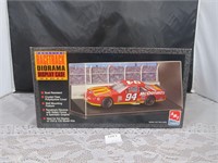 Racetrack Diorama Display Case apps new in box