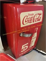 Coca-Cola mini fridge (DAMAGED)