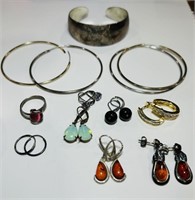 LOT OF COSTUME JEWELRY EARRINGS AND BRACELETS