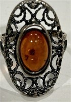 STERLING SILVER AMBER RING 4.1 GRS