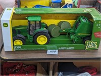 Ertl Big Farm John Deere 7330 Tractor & Baler