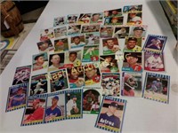 sports cards-most Topps-many more in lot