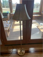 5' BRASS FLOOR LAMP W/ SHADE