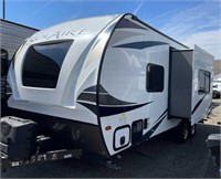 2021 FOREST RIVER SOLAIRE Model 205SS