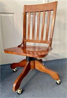 Pivoting Oak Banker's Chair