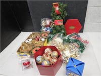 Bows, Ribbons & Christmas Decor  Ornaments +