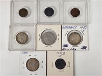 ASSORTED LOT OF FOREIGN COINS