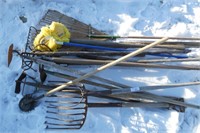 Miscellaneous long handled tools