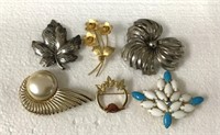 6 Vintage Brooches/pins